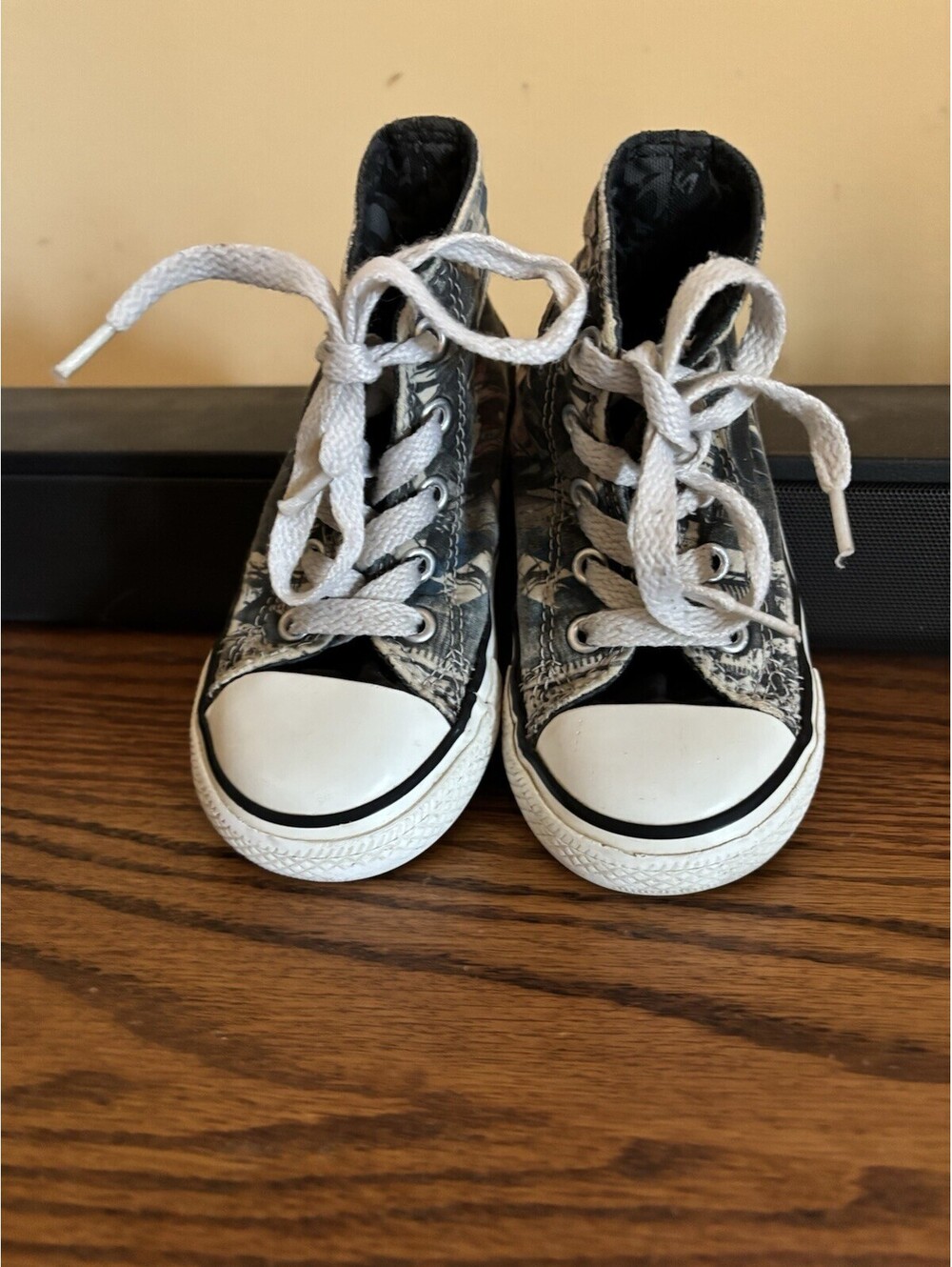 Converse Chuck Tylor All Star Size 7